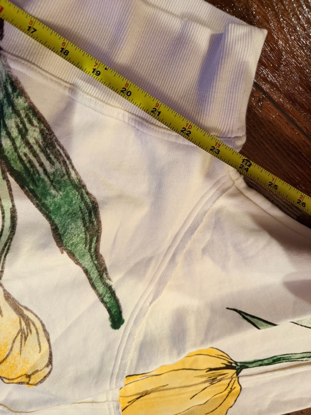 Free People White Sweatshirt with Yellow Tulip Print - Picture 4 of 7